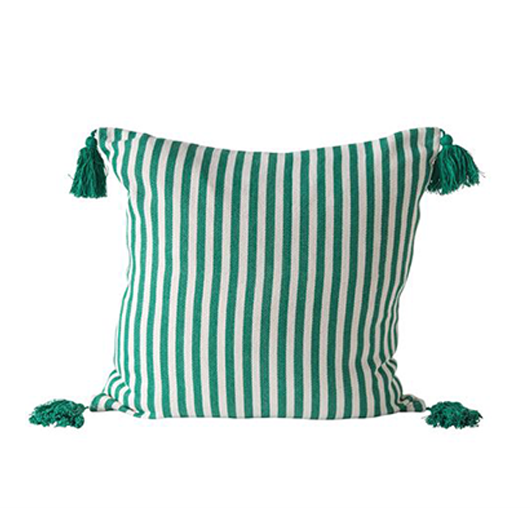 Cojín verde con motitas